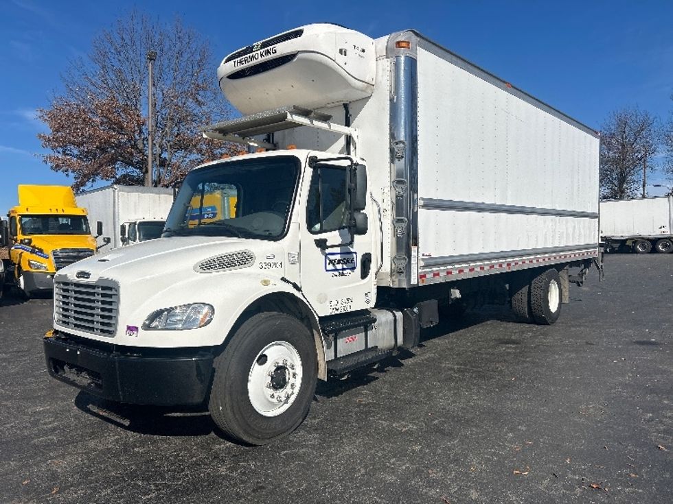 Refrigerated Truck-Light and Medium Duty Trucks-Freightliner-2020-M2-Garden City-GA-195,332\n\t\tmiles-$ 56,250 - Image 3