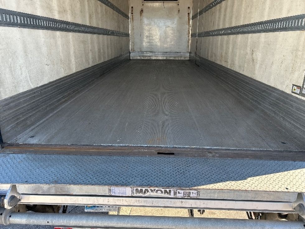 Refrigerated Truck-Light and Medium Duty Trucks-Freightliner-2020-M2-Garland-TX-188,395\n\t\tmiles-$ 59,500 - Image 10