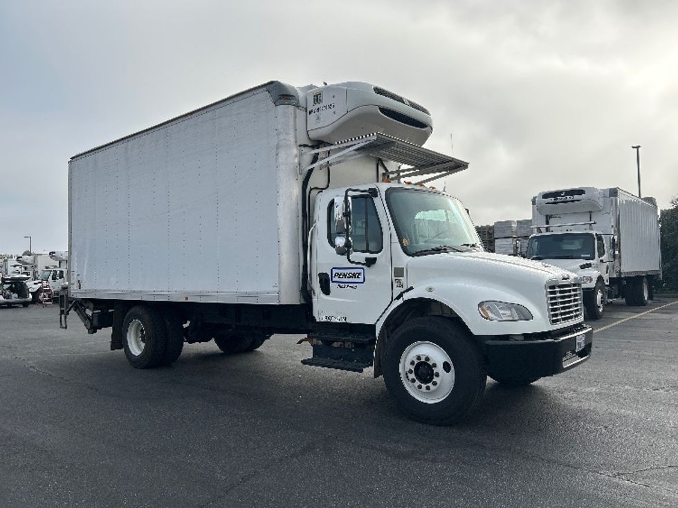 Refrigerated Truck-Light and Medium Duty Trucks-Freightliner-2020-M2-Gilroy-CA-139,560\n\t\tmiles-$ 56,750 - Image 1