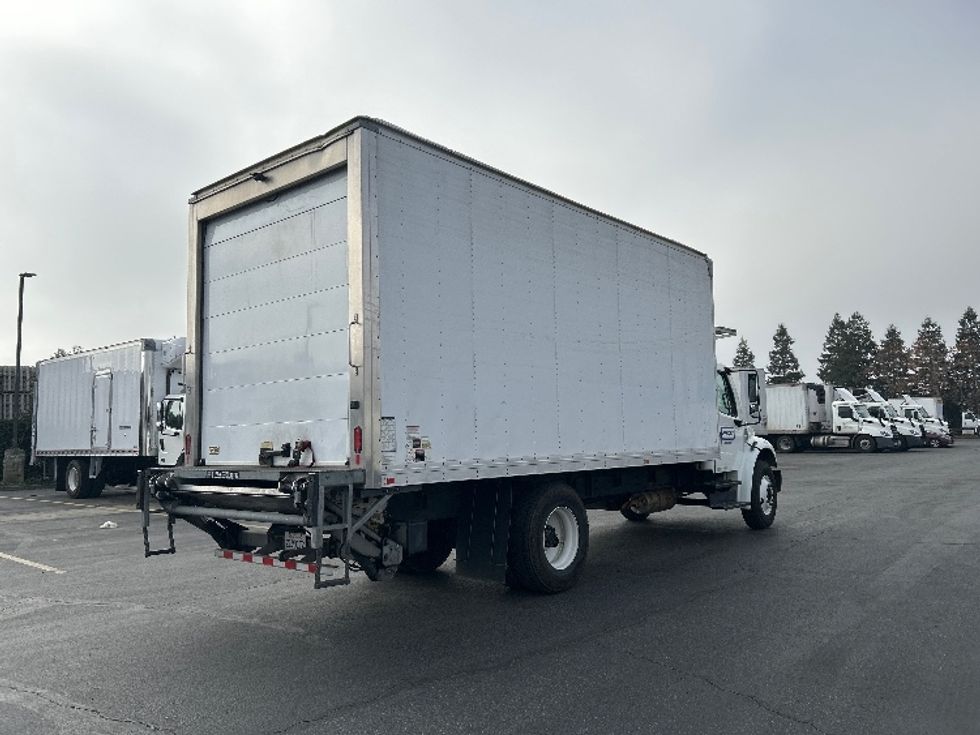 Refrigerated Truck-Light and Medium Duty Trucks-Freightliner-2020-M2-Gilroy-CA-139,560\n\t\tmiles-$ 56,750 - Image 13