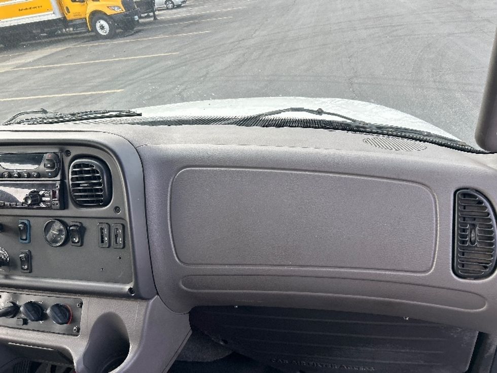 Refrigerated Truck-Light and Medium Duty Trucks-Freightliner-2020-M2-Gilroy-CA-139,560\n\t\tmiles-$ 56,750 - Image 21