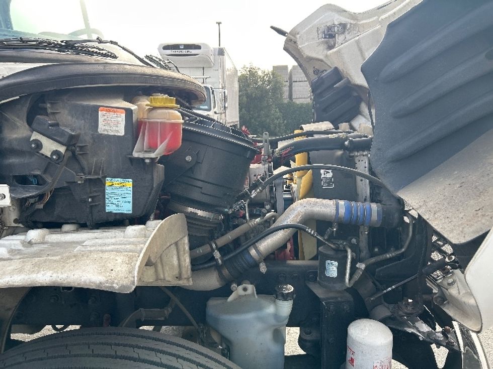 Refrigerated Truck-Light and Medium Duty Trucks-Freightliner-2020-M2-Gilroy-CA-139,560\n\t\tmiles-$ 56,750 - Image 23