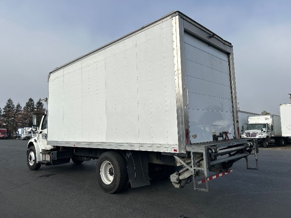 Refrigerated Truck-Light and Medium Duty Trucks-Freightliner-2020-M2-Gilroy-CA-139,560\n\t\tmiles-$ 56,750 - Image 25