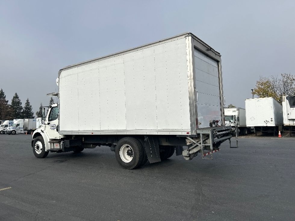 Refrigerated Truck-Light and Medium Duty Trucks-Freightliner-2020-M2-Gilroy-CA-139,560\n\t\tmiles-$ 56,750 - Image 6