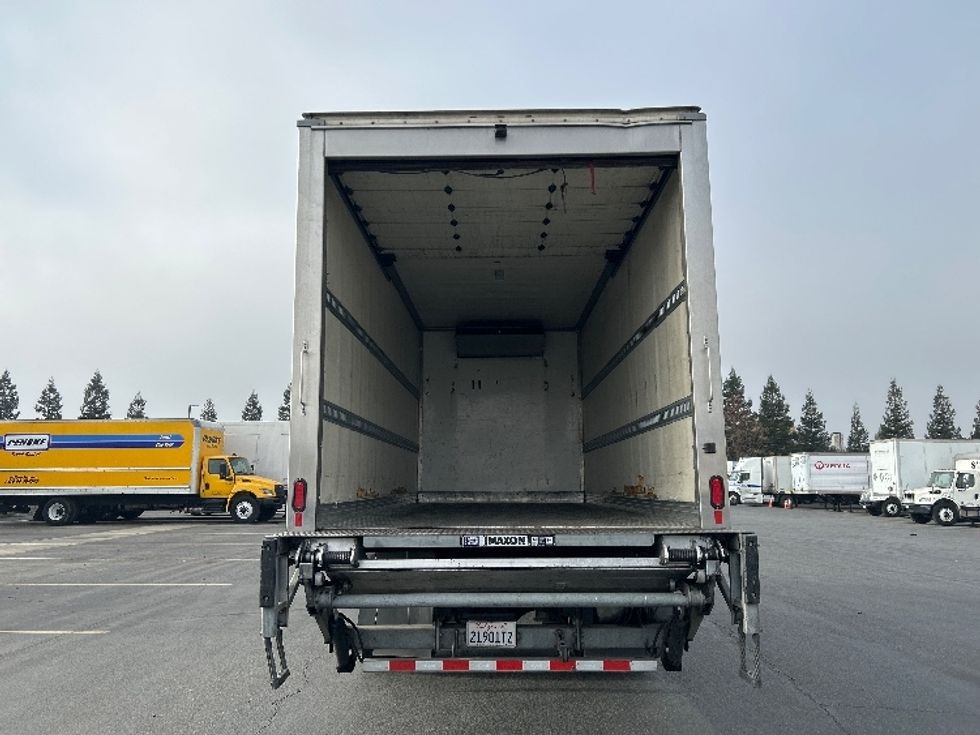 Refrigerated Truck-Light and Medium Duty Trucks-Freightliner-2020-M2-Gilroy-CA-139,560\n\t\tmiles-$ 56,750 - Image 8