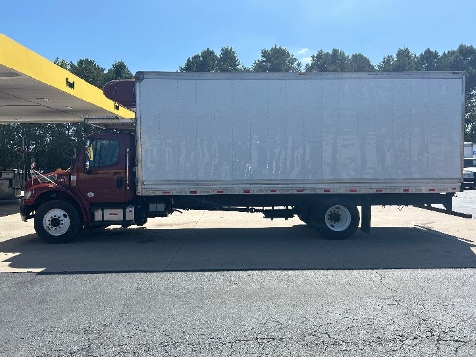 Refrigerated Truck-Light and Medium Duty Trucks-Freightliner-2020-M2-Greensboro-NC-130,566\n\t\tmiles-$ 57,500 - Image 4