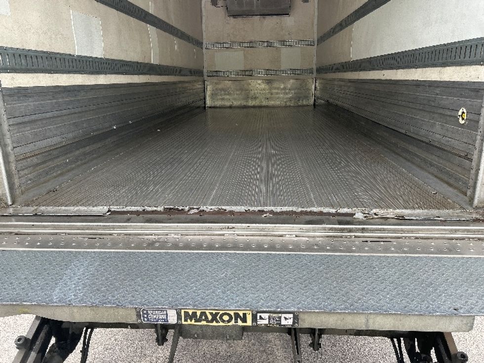 Refrigerated Truck-Light and Medium Duty Trucks-Freightliner-2020-M2-Greensboro-NC-167,398\n\t\tmiles-$ 57,250 - Image 10