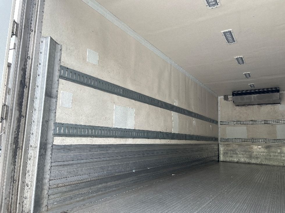 Refrigerated Truck-Light and Medium Duty Trucks-Freightliner-2020-M2-Greensboro-NC-167,398\n\t\tmiles-$ 57,250 - Image 11