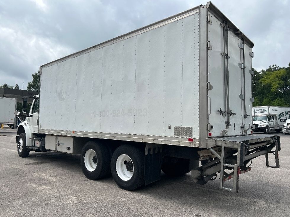 Refrigerated Truck-Light and Medium Duty Trucks-Freightliner-2020-M2-Greensboro-NC-167,398\n\t\tmiles-$ 57,250 - Image 6