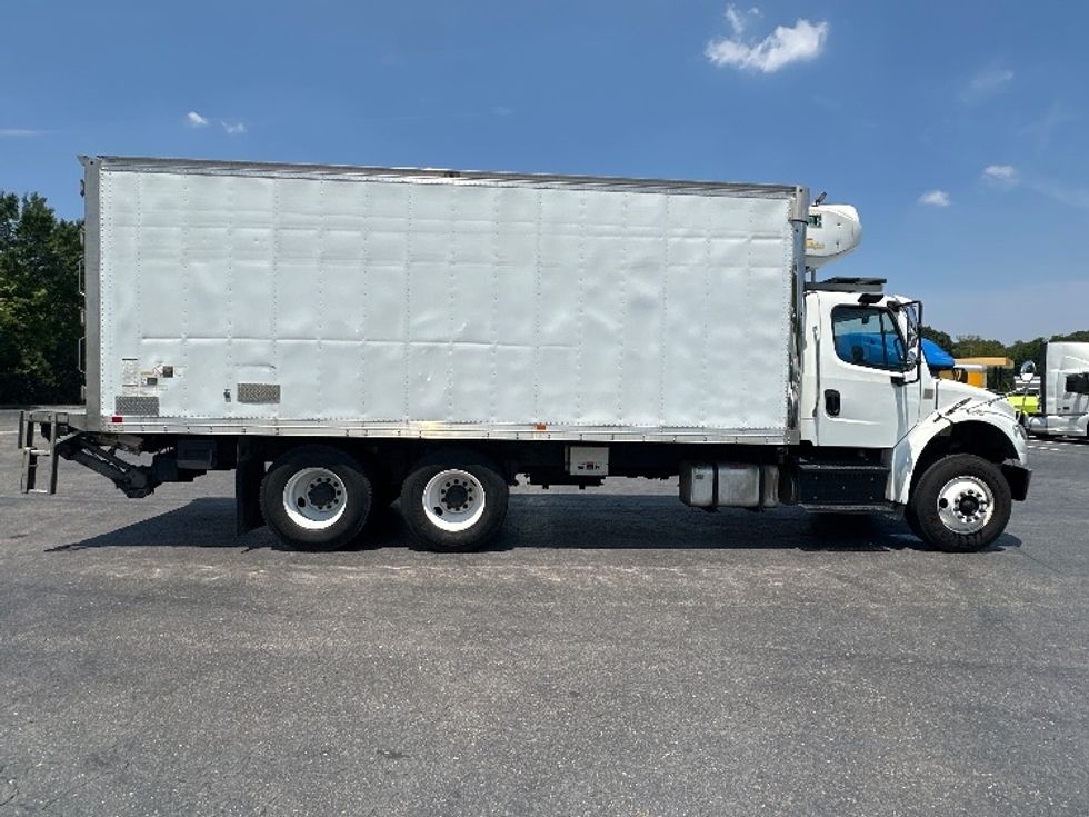 Refrigerated Truck-Light and Medium Duty Trucks-Freightliner-2020-M2-Greensboro-NC-173,175\n\t\tmiles-$ 54,750 - Image 14