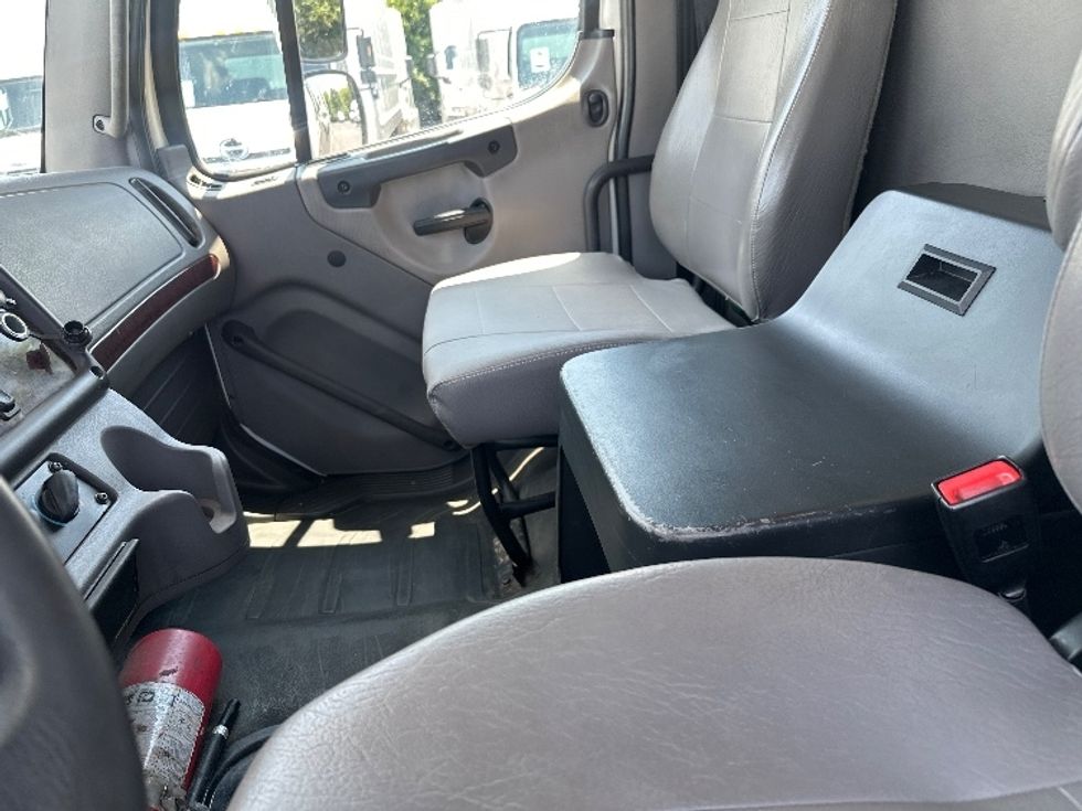 Refrigerated Truck-Light and Medium Duty Trucks-Freightliner-2020-M2-Greensboro-NC-173,175\n\t\tmiles-$ 54,750 - Image 18