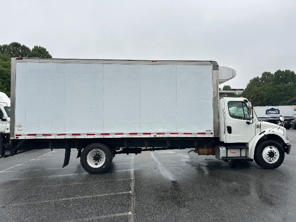 Refrigerated Truck-Light and Medium Duty Trucks-Freightliner-2020-M2-Greensboro-NC-187,725\n\t\tmiles-$ 52,000 - Image 13