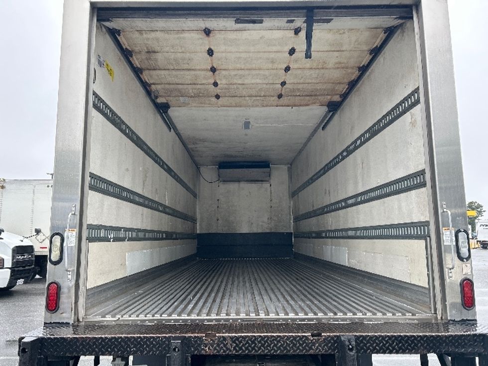 Refrigerated Truck-Light and Medium Duty Trucks-Freightliner-2020-M2-Greensboro-NC-187,725\n\t\tmiles-$ 52,000 - Image 8