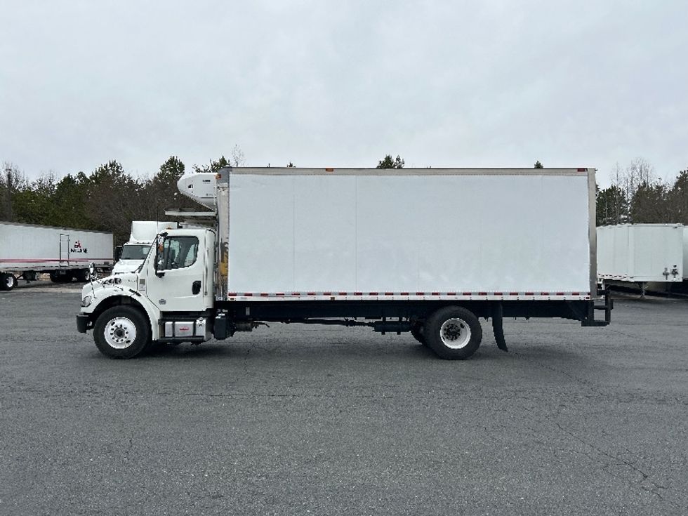 Refrigerated Truck-Light and Medium Duty Trucks-Freightliner-2020-M2-Greensboro-NC-231,901\n\t\tmiles-$ 41,250 - Image 4