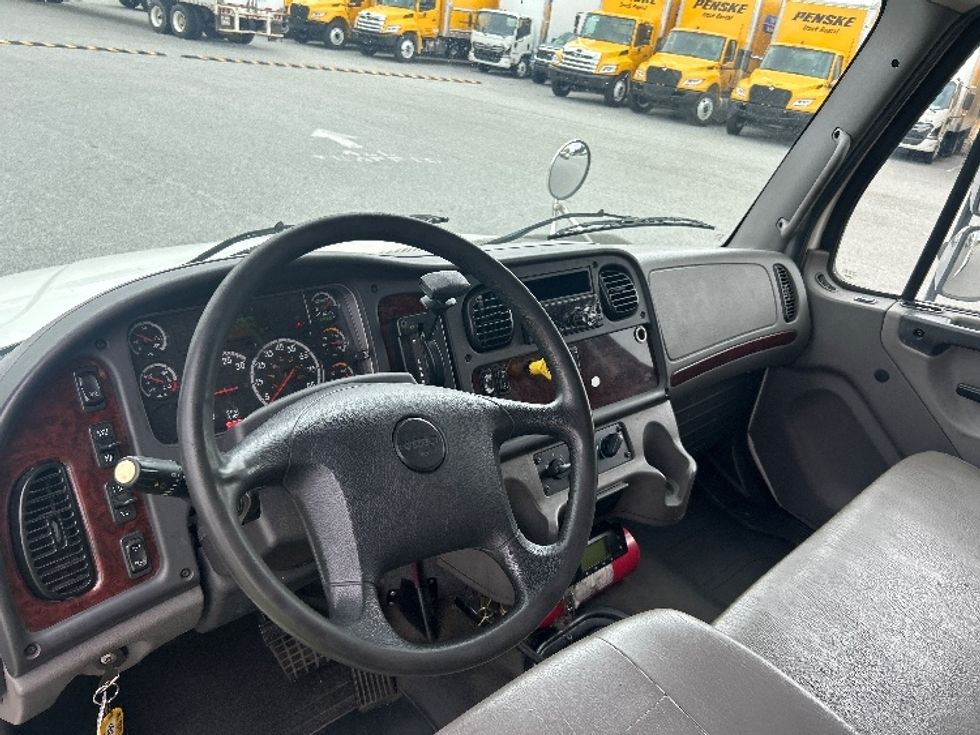 Refrigerated Truck-Light and Medium Duty Trucks-Freightliner-2020-M2-Greensboro-NC-279,657\n\t\tmiles-$ 40,000 - Image 17