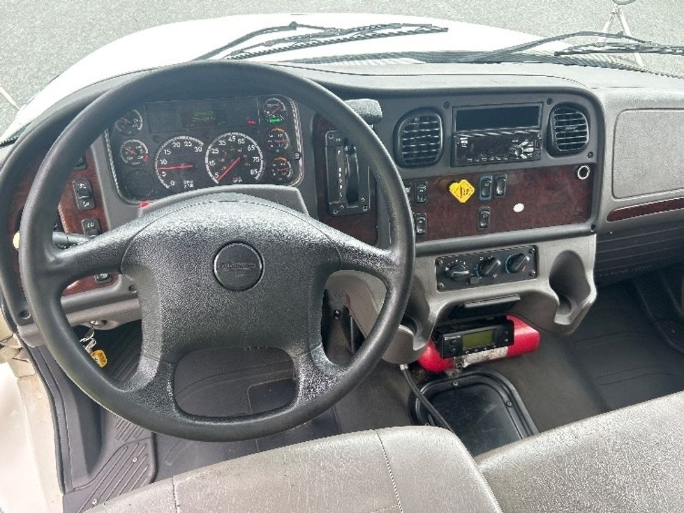 Refrigerated Truck-Light and Medium Duty Trucks-Freightliner-2020-M2-Greensboro-NC-279,657\n\t\tmiles-$ 40,000 - Image 18