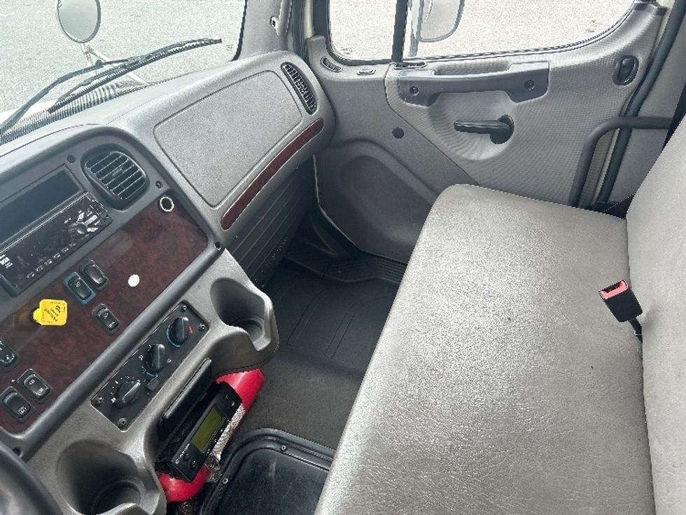 Refrigerated Truck-Light and Medium Duty Trucks-Freightliner-2020-M2-Greensboro-NC-279,657\n\t\tmiles-$ 40,000 - Image 19