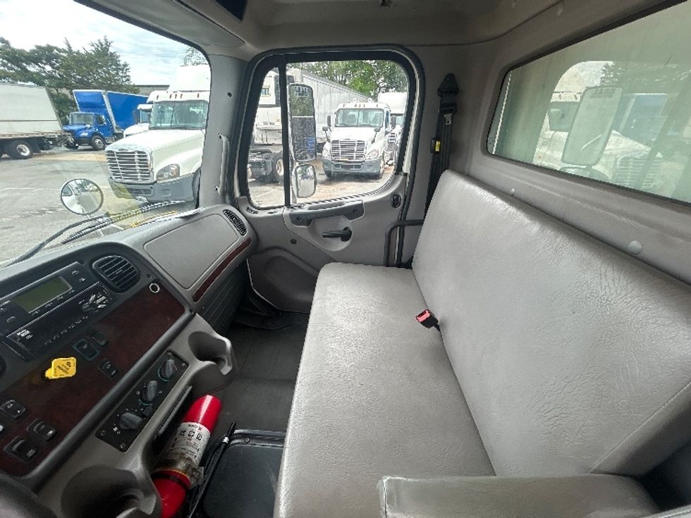 Refrigerated Truck-Light and Medium Duty Trucks-Freightliner-2020-M2-Greensboro-NC-291,281\n\t\tmiles-$ 28,500 - Image 19