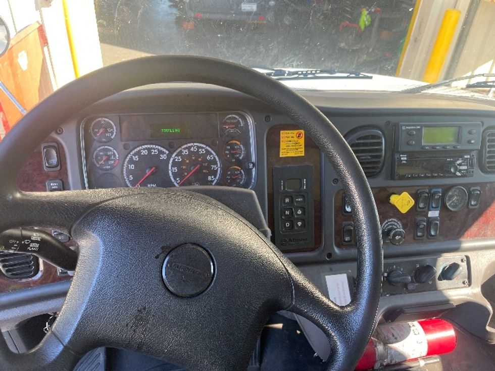 Refrigerated Truck-Light and Medium Duty Trucks-Freightliner-2020-M2-Greensboro-NC-73,368\n\t\tmiles-$ 82,250 - Image 18