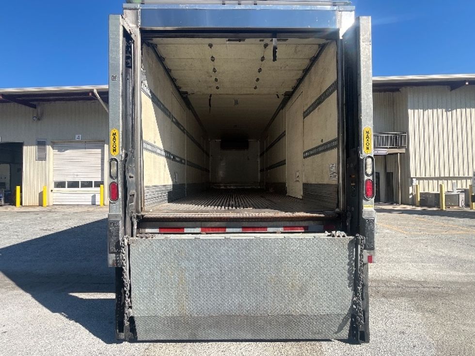 Refrigerated Truck-Light and Medium Duty Trucks-Freightliner-2020-M2-Greensboro-NC-73,368\n\t\tmiles-$ 82,250 - Image 8
