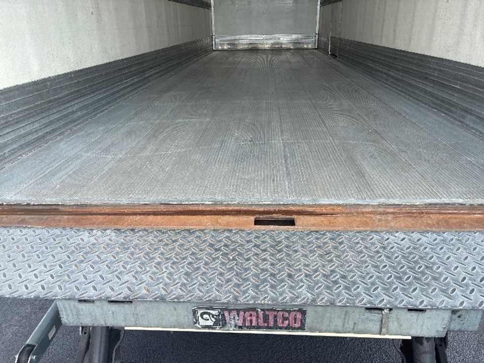 Refrigerated Truck-Light and Medium Duty Trucks-Freightliner-2020-M2-Greenville-SC-288,662\n\t\tmiles-$ 36,750 - Image 10