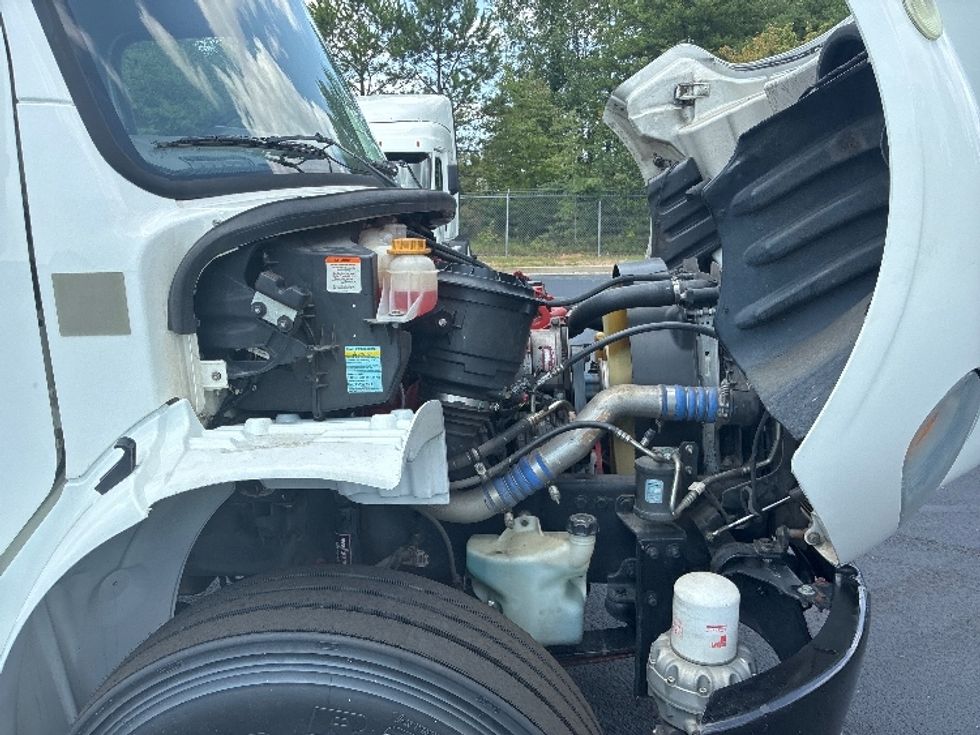 Refrigerated Truck-Light and Medium Duty Trucks-Freightliner-2020-M2-Greenville-SC-288,662\n\t\tmiles-$ 36,750 - Image 23
