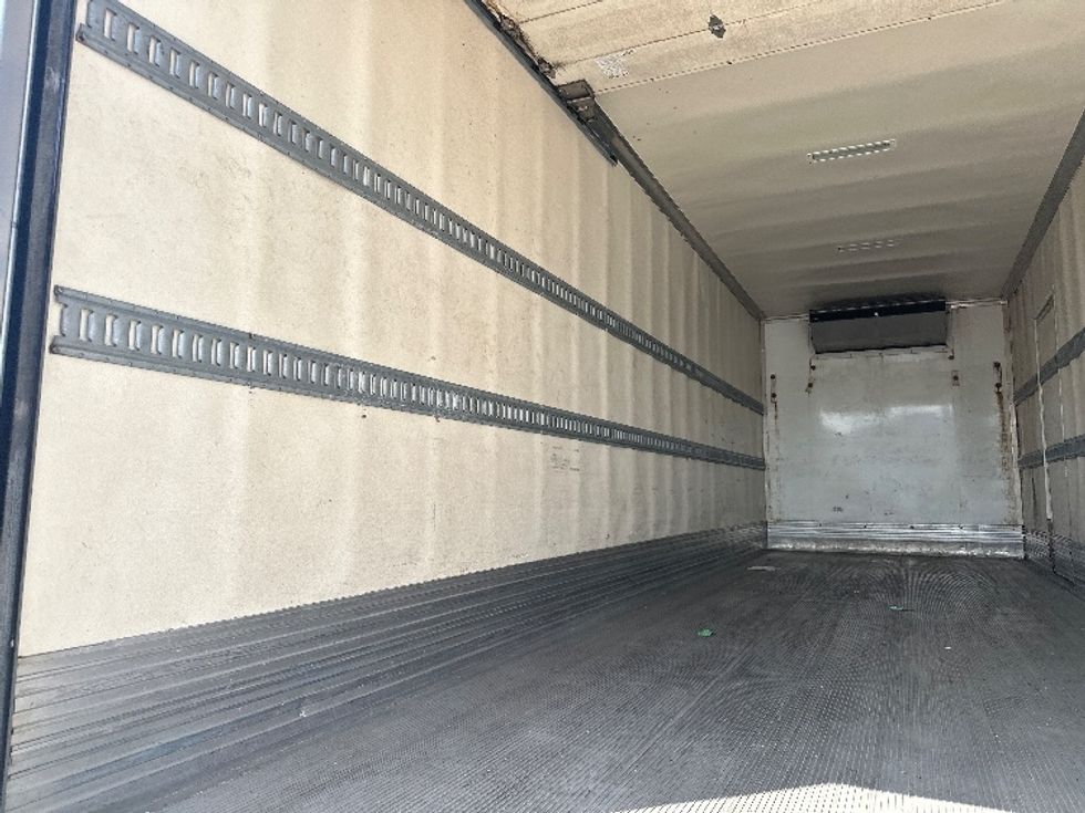 Refrigerated Truck-Light and Medium Duty Trucks-Freightliner-2020-M2-Hammond-LA-226,272\n\t\tmiles-$ 56,250 - Image 11