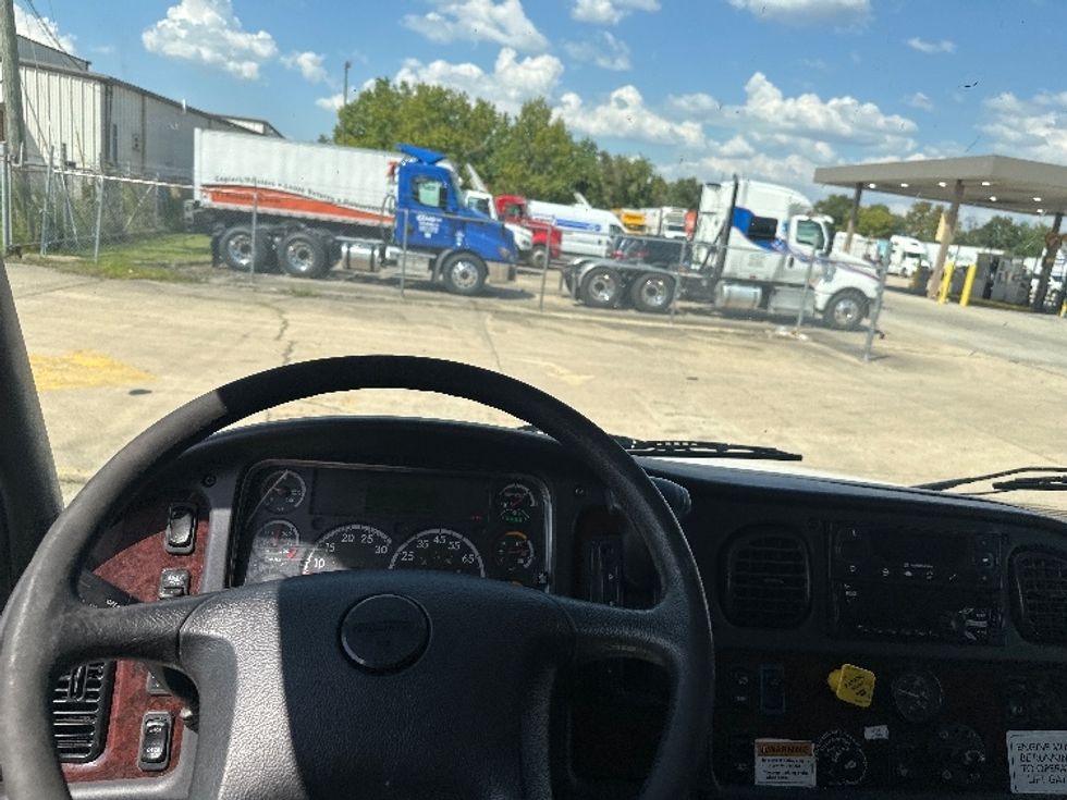 Refrigerated Truck-Light and Medium Duty Trucks-Freightliner-2020-M2-Hammond-LA-226,272\n\t\tmiles-$ 56,250 - Image 18