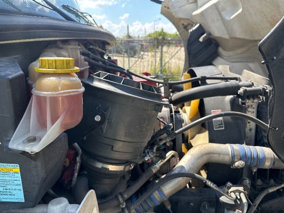 Refrigerated Truck-Light and Medium Duty Trucks-Freightliner-2020-M2-Hammond-LA-226,272\n\t\tmiles-$ 56,250 - Image 23