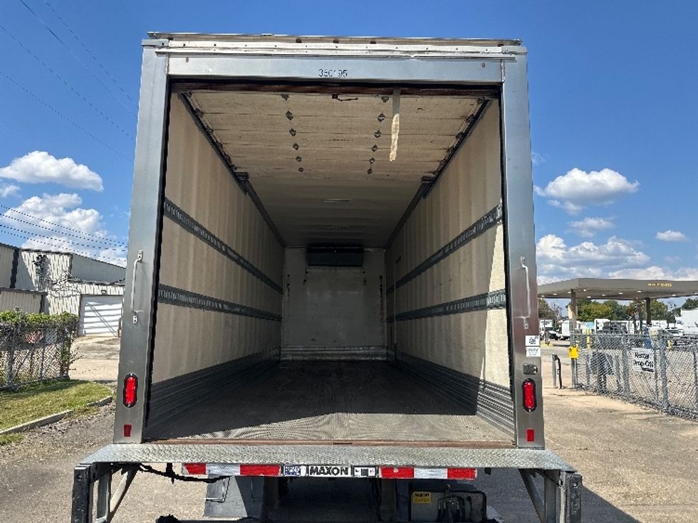Refrigerated Truck-Light and Medium Duty Trucks-Freightliner-2020-M2-Hammond-LA-226,272\n\t\tmiles-$ 56,250 - Image 8