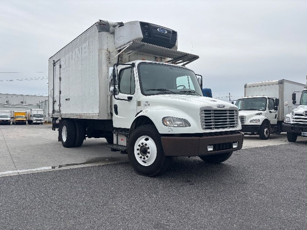 Refrigerated Truck-Light and Medium Duty Trucks-Freightliner-2020-M2-Hammond-LA-324,885\n\t\tmiles-$ 27,000 - Image 1