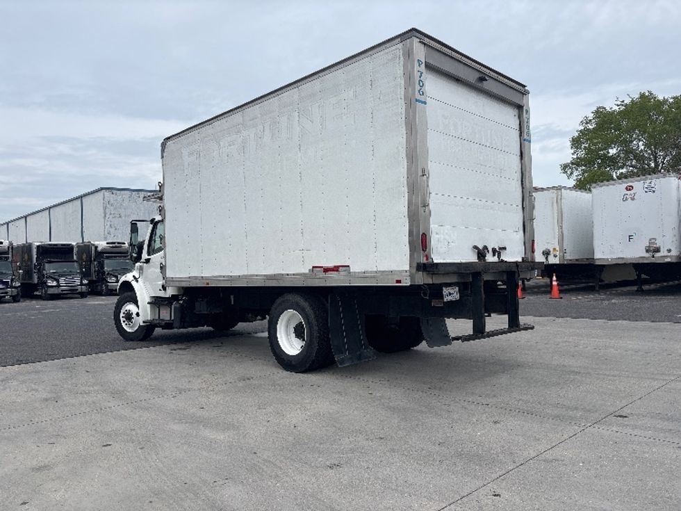 Refrigerated Truck-Light and Medium Duty Trucks-Freightliner-2020-M2-Hammond-LA-324,885\n\t\tmiles-$ 27,000 - Image 6