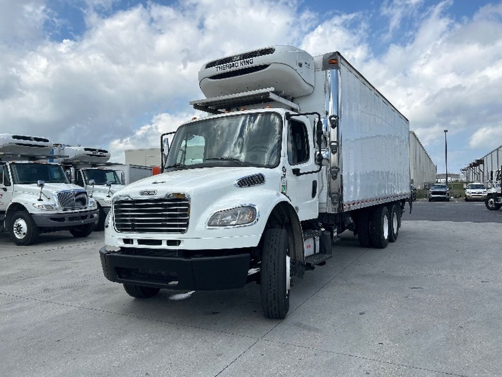 Refrigerated Truck-Light and Medium Duty Trucks-Freightliner-2020-M2-Harahan-LA-237,574\n\t\tmiles-$ 54,250 - Image 3