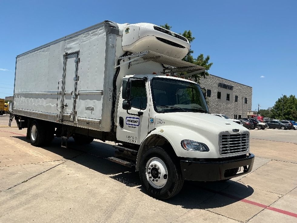 Refrigerated Truck-Light and Medium Duty Trucks-Freightliner-2020-M2-Harlingen-TX-132,626\n\t\tmiles-$ 58,750 - Image 1