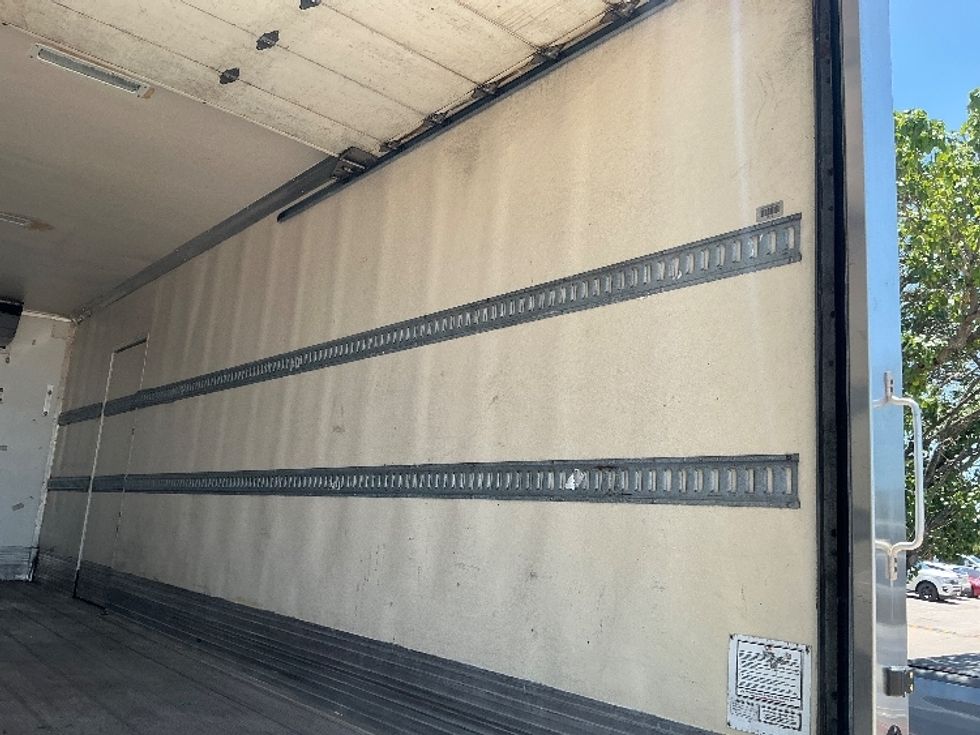 Refrigerated Truck-Light and Medium Duty Trucks-Freightliner-2020-M2-Harlingen-TX-132,626\n\t\tmiles-$ 58,750 - Image 12