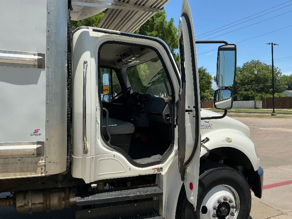 Refrigerated Truck-Light and Medium Duty Trucks-Freightliner-2020-M2-Harlingen-TX-132,626\n\t\tmiles-$ 58,750 - Image 20