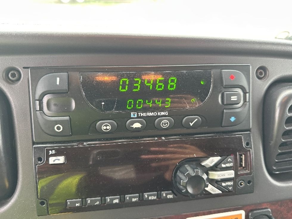 Refrigerated Truck-Light and Medium Duty Trucks-Freightliner-2020-M2-Harlingen-TX-154,279\n\t\tmiles-$ 69,750 - Image 23