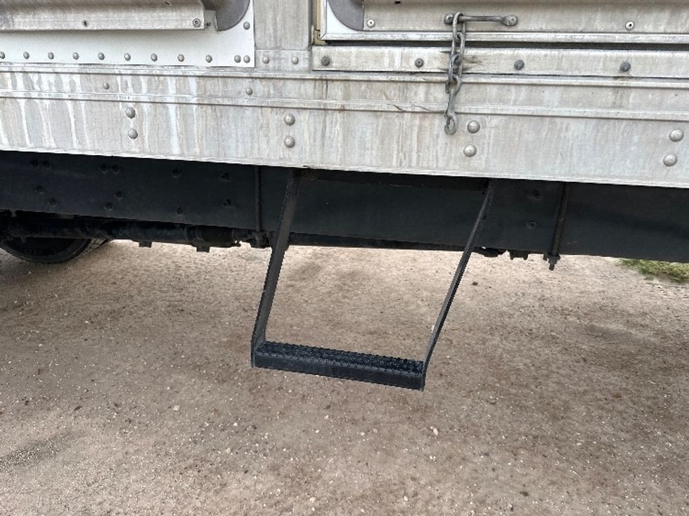 Refrigerated Truck-Light and Medium Duty Trucks-Freightliner-2020-M2-Harlingen-TX-154,279\n\t\tmiles-$ 69,750 - Image 25