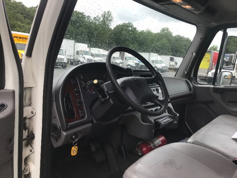 Refrigerated Truck-Light and Medium Duty Trucks-Freightliner-2020-M2-Harrisburg-PA-233,569\n\t\tmiles-$ 54,750 - Image 17