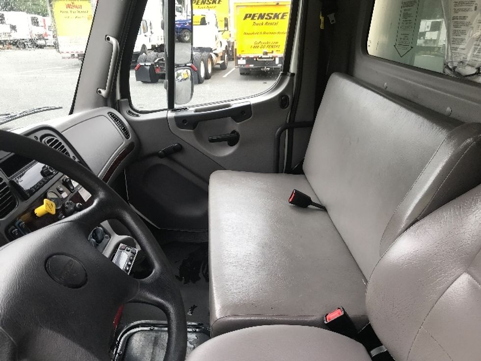 Refrigerated Truck-Light and Medium Duty Trucks-Freightliner-2020-M2-Harrisburg-PA-233,569\n\t\tmiles-$ 54,750 - Image 19