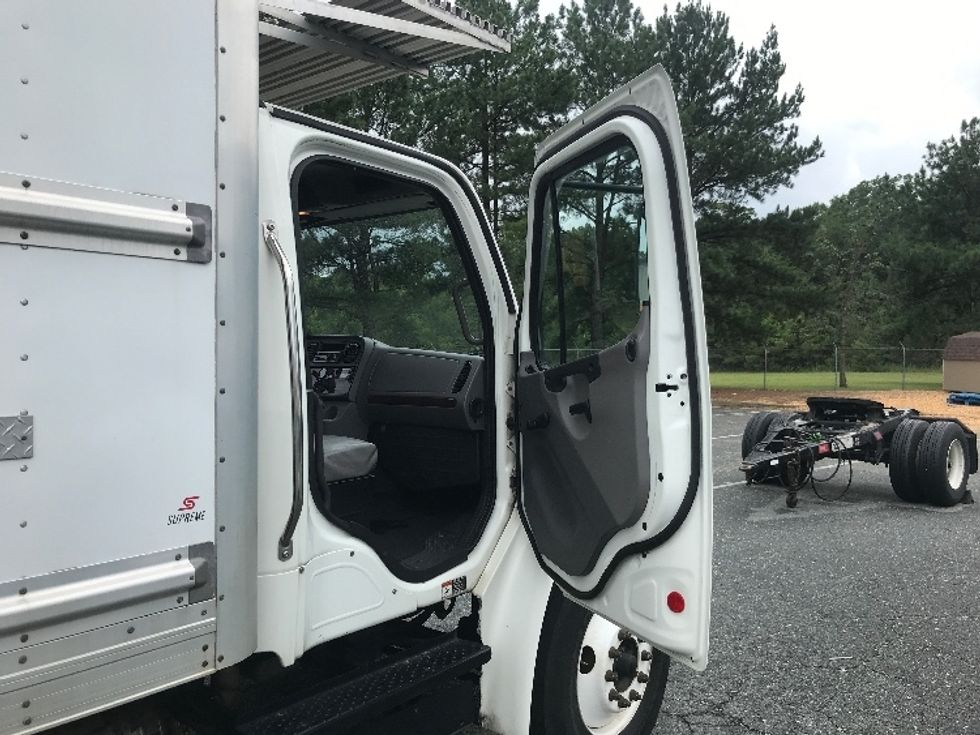 Refrigerated Truck-Light and Medium Duty Trucks-Freightliner-2020-M2-Harrisburg-PA-233,569\n\t\tmiles-$ 54,750 - Image 20