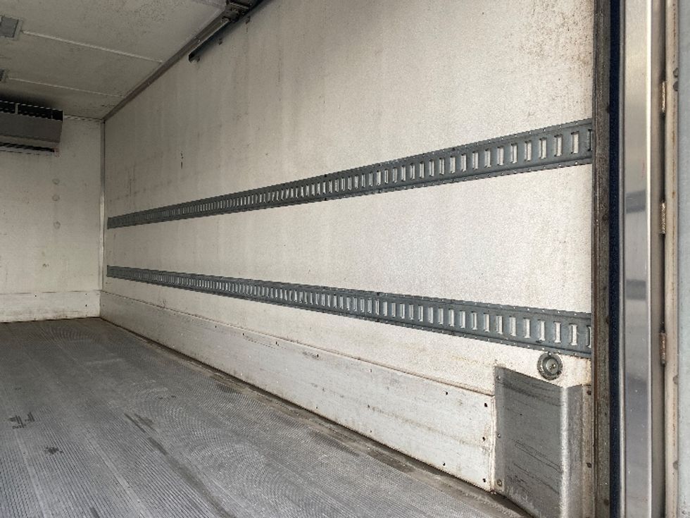 Refrigerated Truck-Light and Medium Duty Trucks-Freightliner-2020-M2-Harrisburg-PA-40,478\n\t\tmiles-$ 59,750 - Image 12