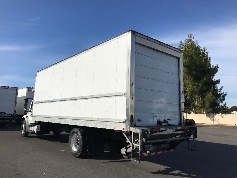 Refrigerated Truck-Light and Medium Duty Trucks-Freightliner-2020-M2-Hayward-CA-163,712\n\t\tmiles-$ 62,000 - Image 6
