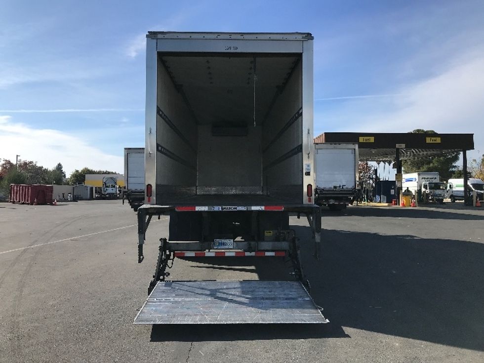 Refrigerated Truck-Light and Medium Duty Trucks-Freightliner-2020-M2-Hayward-CA-163,712\n\t\tmiles-$ 62,000 - Image 9