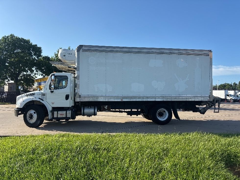 Refrigerated Truck-Light and Medium Duty Trucks-Freightliner-2020-M2-Houston-TX-124,306\n\t\tmiles-$ 59,750 - Image 4