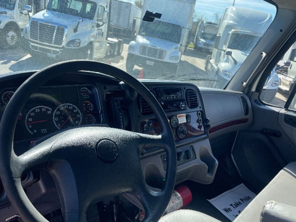 Refrigerated Truck-Light and Medium Duty Trucks-Freightliner-2020-M2-Houston-TX-194,757\n\t\tmiles-$ 58,750 - Image 18