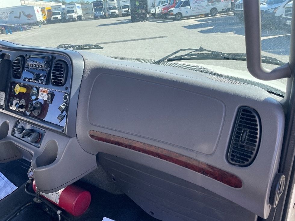Refrigerated Truck-Light and Medium Duty Trucks-Freightliner-2020-M2-Houston-TX-194,757\n\t\tmiles-$ 58,750 - Image 21