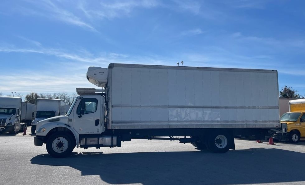 Refrigerated Truck-Light and Medium Duty Trucks-Freightliner-2020-M2-Houston-TX-194,757\n\t\tmiles-$ 58,750 - Image 4