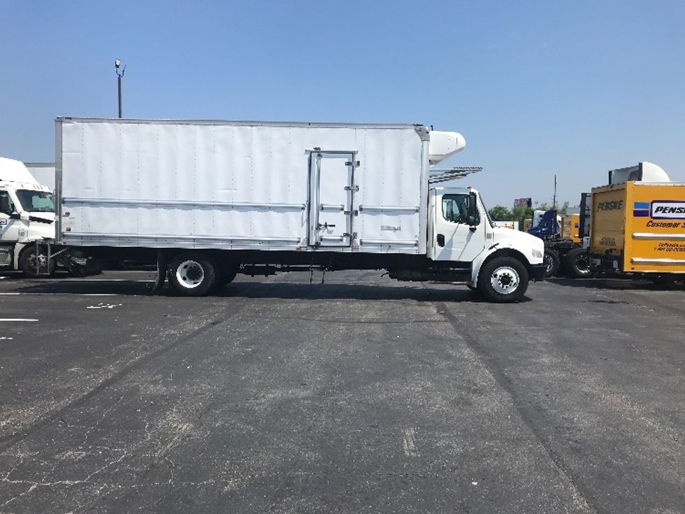 Refrigerated Truck-Light and Medium Duty Trucks-Freightliner-2020-M2-Indianapolis-IN-263,156\n\t\tmiles-$ 53,000 - Image 14