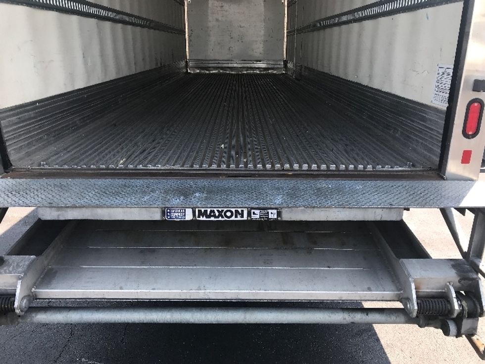 Refrigerated Truck-Light and Medium Duty Trucks-Freightliner-2020-M2-Indianapolis-IN-263,156\n\t\tmiles-$ 53,000 - Image 9